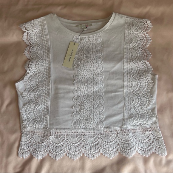 Francesca's Collections Tops - NWT Francesca’s White Lace Crochet Crop Top – Size Medium